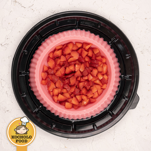 دسر قالبی توت فرنگی